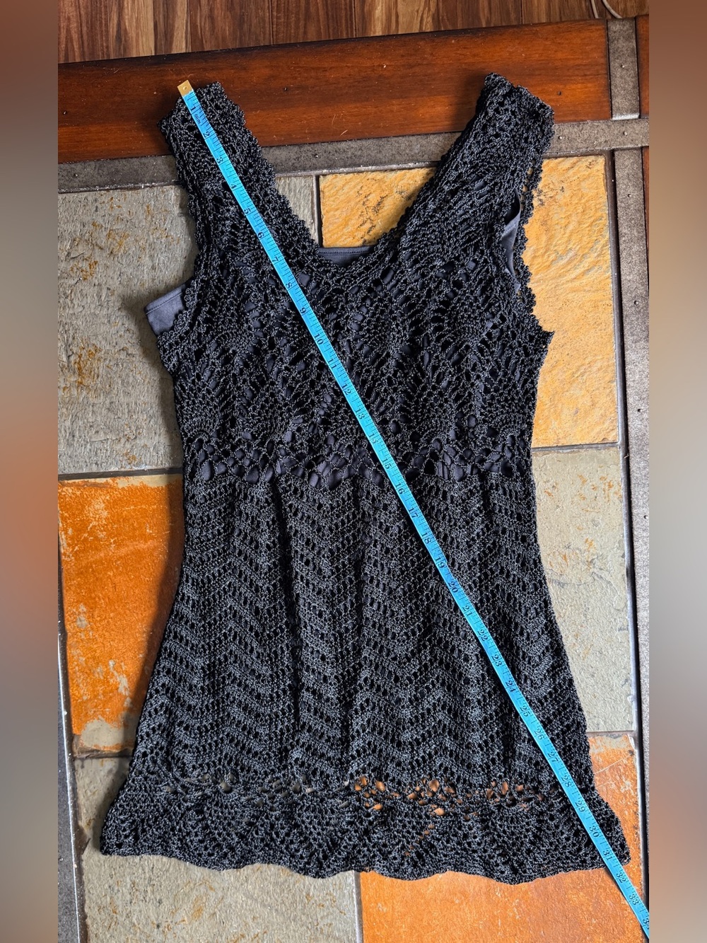 Lace crochet croquette eyelet black lined tank blouse beachy small office